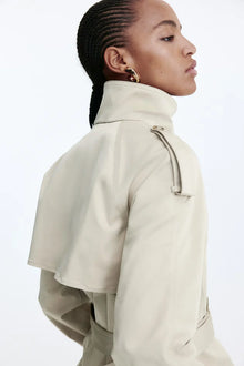 BUTTONED TRENCH COAT